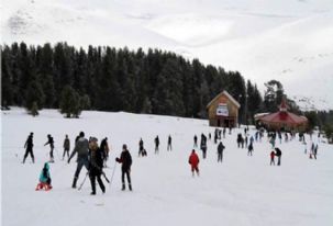 Ardahan’ ın Yalnızçam Kayak  Merkezi hafta sonunda dolup-taştı