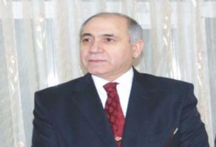 Ardahan’da lise müdürü olarak görev yapan ve 13 kez görevden alınan Fevzi Budak emekliye ayrıldı