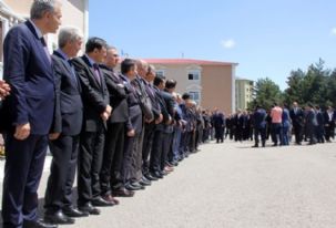 Eski Valimiz Seyfettin Azizoğlu, atandığı Erzurum’da düzenlenen coşkulu törenle karşılandı