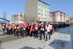 Ardahan’da Sarıkamış Şehitlerini  anmak için yürüyüşü düzenlendi