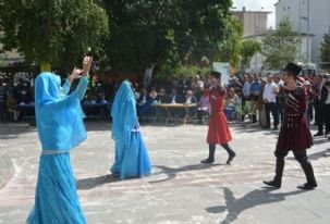 BAL FESTİVALİ BAŞLADI 