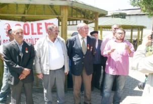 Göle Şehit ve Gaziler Derneği üyeleri Filistin katliamını protesto etti