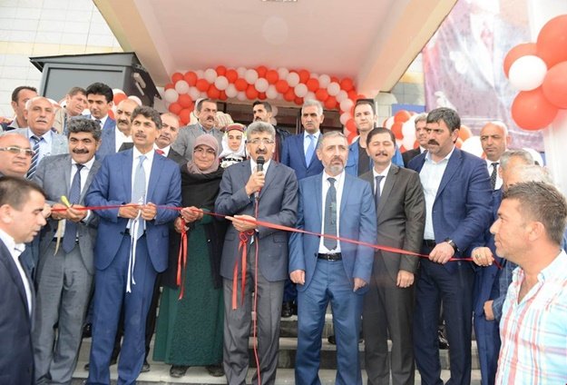 Göle’ de açılış ve temel atma törenleri yapıldı