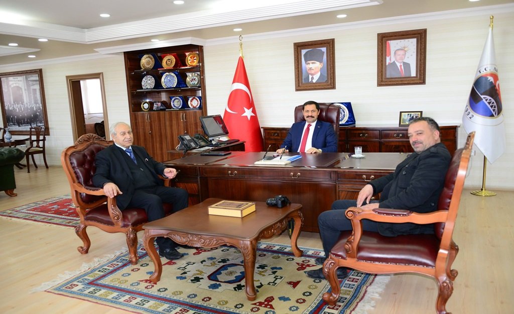  Mustafa Masatlı ve “Halk adamı Vali” 